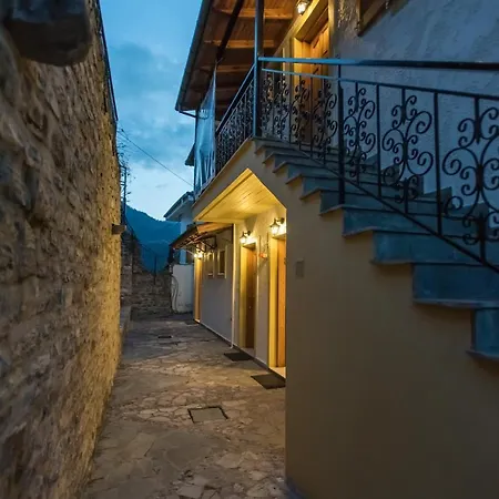το ηλιοβασίλεμα * Mega Chorio