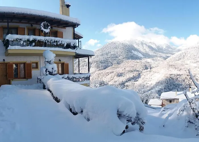 Πανσιόν το ηλιοβασίλεμα Mega Chorio